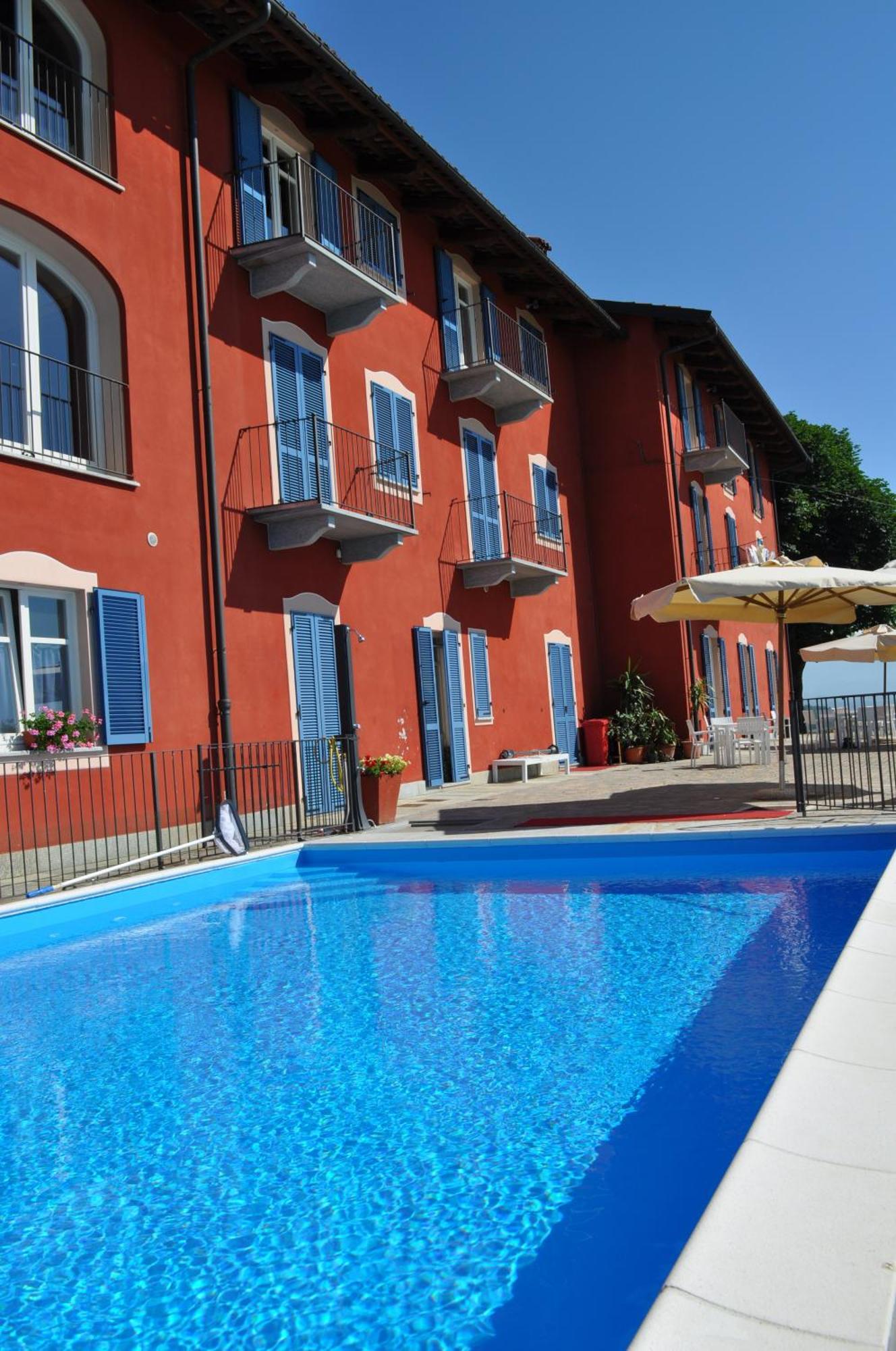 Bricco Rosso Guest House Farigliano Exterior photo