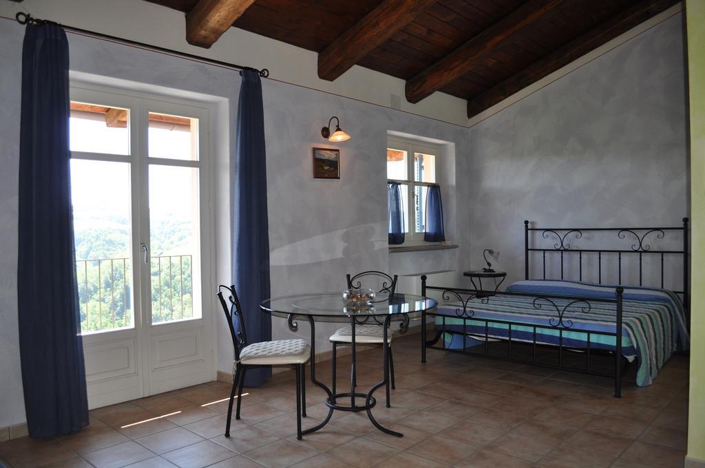 Bricco Rosso Guest House Farigliano Exterior photo