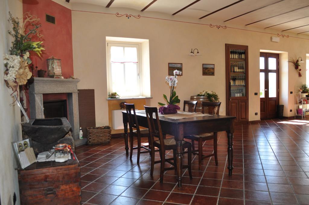 Bricco Rosso Guest House Farigliano Exterior photo