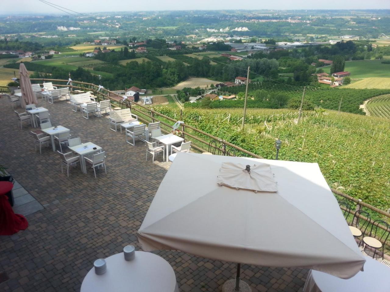 Bricco Rosso Guest House Farigliano Exterior photo